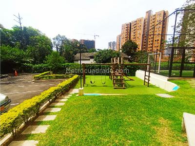 Apartamento de 2 alcobas en venta en San Jose, Sabaneta, 98 m² · foto 14 de 16