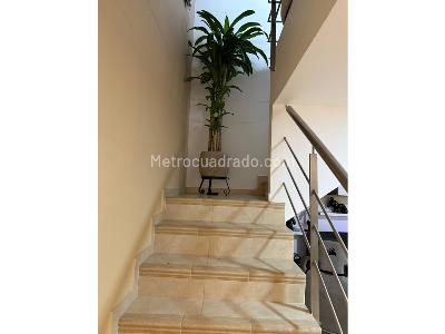 Apartamento de 3 alcobas en venta en Riachuelos, Itagüí, 122 m² · foto 18 de 20