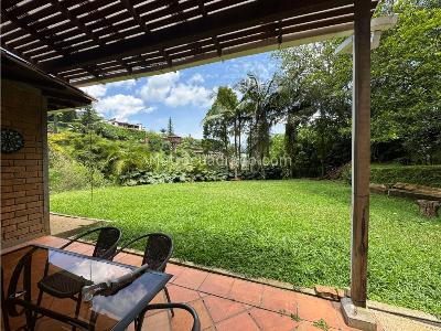 Casa de 5 alcobas en venta en La Doctora, Sabaneta, 1700 m² · foto 2 de 20