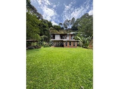 Casa de 5 alcobas en venta en La Doctora, Sabaneta, 1700 m² · foto 4 de 20