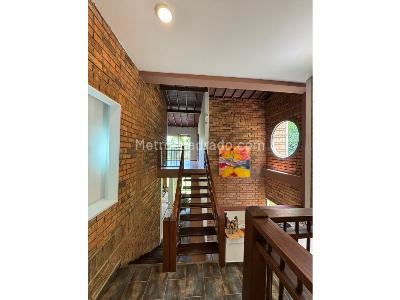 Casa de 5 alcobas en venta en La Doctora, Sabaneta, 1700 m² · foto 11 de 20