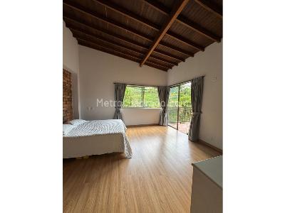 Casa de 5 alcobas en venta en La Doctora, Sabaneta, 1700 m² · foto 17 de 20