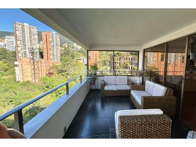 Apartamento de 3 alcobas en venta en El Poblado, Medellín, 280 m² · foto 2 de 20