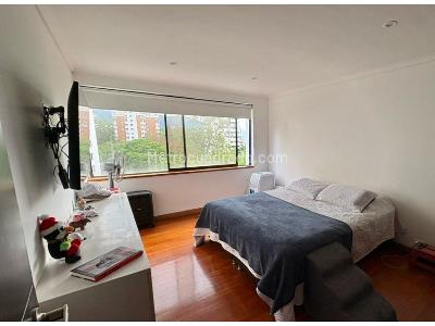 Apartamento de 3 alcobas en venta en El Poblado, Medellín, 280 m² · foto 10 de 20