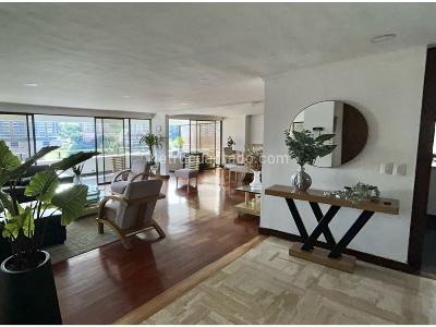 Apartamento de 3 alcobas en venta en El Poblado, Medellín, 280 m² · foto 16 de 20