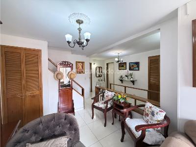 Casa de 4 alcobas en venta en Las Lomas 2, Medellín, 187 m² · foto 6 de 20
