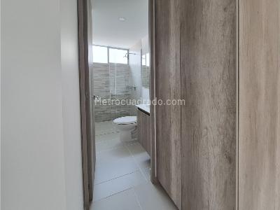 Apartamento en venta en Ciudad Del Rio, Medellín · foto 9 de 20