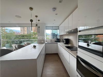 Apartamento de 3 alcobas en venta en Tranversal Intermedia, Envigado, 90 m² · foto 8 de 20