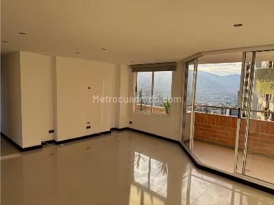 Apartamento de 2 alcobas en venta en El Poblado, Medellín, 90 m² · foto 13 de 17