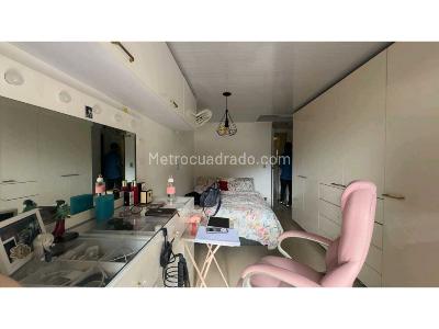 Casa de 3 alcobas en venta en El Dorado, Envigado, 200 m² · foto 20 de 20