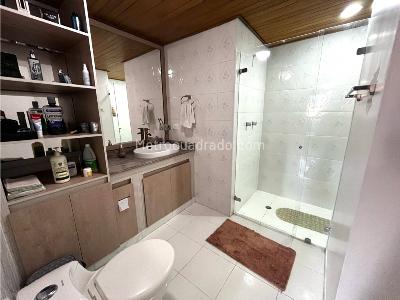 Apartamento de 4 alcobas en venta en Centro La Candelaria, Medellín, 202 m² · foto 9 de 14