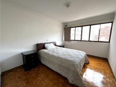 Apartamento de 4 alcobas en venta en Centro La Candelaria, Medellín, 202 m² · foto 10 de 14