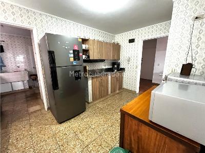 Apartamento de 4 alcobas en venta en Centro La Candelaria, Medellín, 202 m² · foto 12 de 14