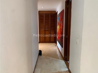 Apartamento de 3 alcobas en venta en Los Balsos, Medellín, 153 m² · foto 9 de 20