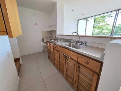 Apartamento en venta en La Aguacatala, Medellín · foto 7 de 16