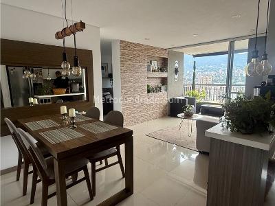 Apartamento de 2 alcobas en venta en Villas Del Carmen, Sabaneta, 69 m² · foto 7 de 15