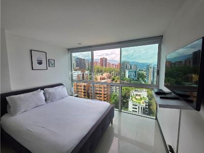 Apartamento en venta en El Poblado, Medellín · foto 3 de 10