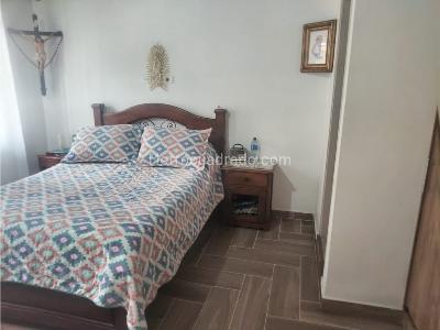 Casa en venta en El Carmelo, Itagüí · foto 8 de 15
