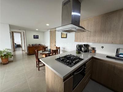 Apartamento de 3 alcobas en venta en Las Palmas, Medellín, 97 m² · foto 12 de 20