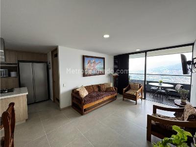 Apartamento de 3 alcobas en venta en Las Palmas, Medellín, 97 m² · foto 2 de 20