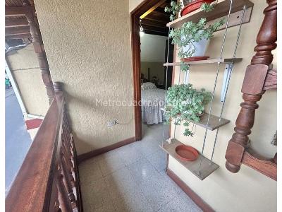 Casa de 5 alcobas en venta en Centro, Rionegro, 170 m² · foto 2 de 8