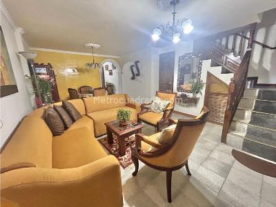 Casa de 5 alcobas en venta en Centro, Rionegro, 170 m² · foto 3 de 8