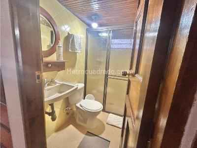Casa de 5 alcobas en venta en Centro, Rionegro, 170 m² · foto 7 de 8