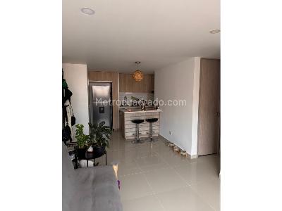 Apartamento de 2 alcobas en venta en Los Alcazares, Sabaneta, 60 m² · foto 4 de 11