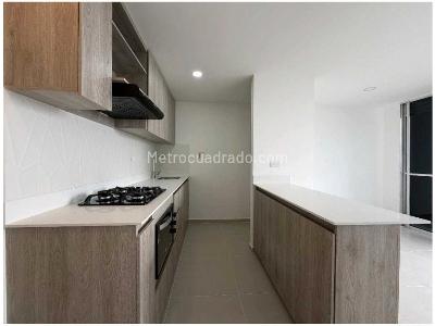 Apartamento en venta en Parque, Itagüí · foto 4 de 14