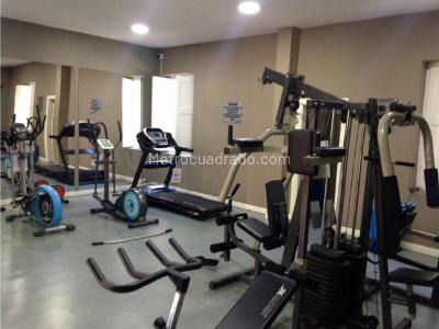 Apartamento de 3 alcobas en venta en Loma De Los Balsos, Medellín, 132 m² · foto 16 de 20