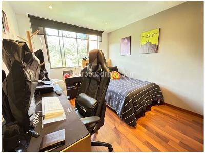 Apartamento de 3 alcobas en venta en Loma De Los Balsos, Medellín, 132 m² · foto 9 de 20