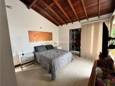 Casa de 5 alcobas en venta en El Poblado, Medellín, 470 m² · foto 18 de 20