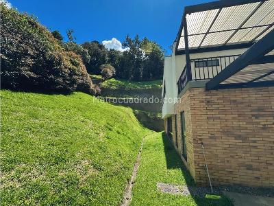 Casa de 4 alcobas en venta en Escobero, Envigado, 330 m² · foto 6 de 20