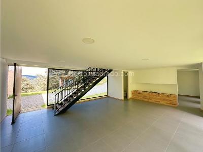 Casa de 4 alcobas en venta en Escobero, Envigado, 330 m² · foto 14 de 20