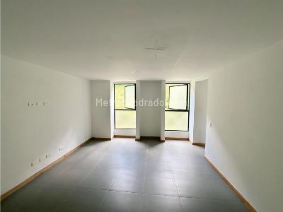 Casa de 4 alcobas en venta en Escobero, Envigado, 330 m² · foto 19 de 20