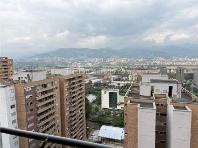 Apartamento en venta en Ciudad Del Rio, Medellín · foto 14 de 20