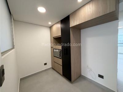 Apartamento en venta en Laureles, Medellín · foto 4 de 18