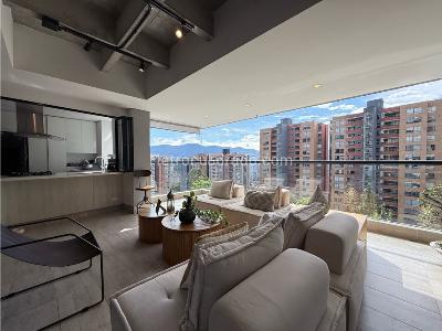 Apartamento de 3 alcobas en venta en Loma De Las Brujas, Envigado, 147 m² · foto 2 de 20