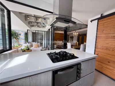 Apartamento de 3 alcobas en venta en Loma De Las Brujas, Envigado, 147 m² · foto 13 de 20