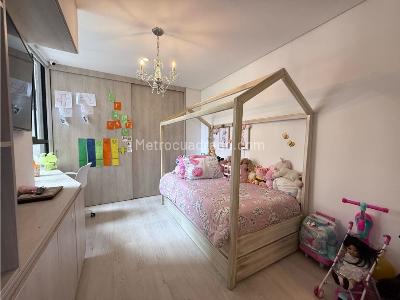 Apartamento de 3 alcobas en venta en Loma De Las Brujas, Envigado, 147 m² · foto 18 de 20