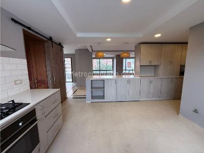 Apartamento de 3 alcobas en venta en Loma De Los Parra, Medellín, 215 m² · foto 6 de 20