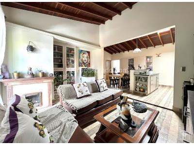 Casa de 5 alcobas en venta en Calasanz, Medellín, 186 m² · foto 9 de 19