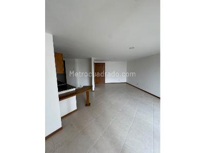 Apartamento de 3 alcobas en venta en Holanda, Sabaneta, 93 m² · foto 4 de 15