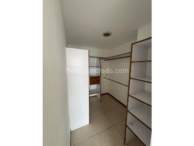 Apartamento de 3 alcobas en venta en Holanda, Sabaneta, 93 m² · foto 8 de 15