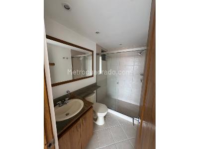 Apartamento de 3 alcobas en venta en Holanda, Sabaneta, 93 m² · foto 12 de 15