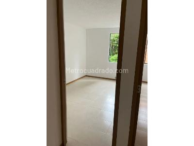Apartamento en venta en Loma Del Escobero, Envigado · foto 6 de 18