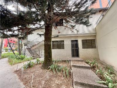 Casa de 5 alcobas en venta en El Velodromo, Medellín, 417 m² · foto 4 de 20