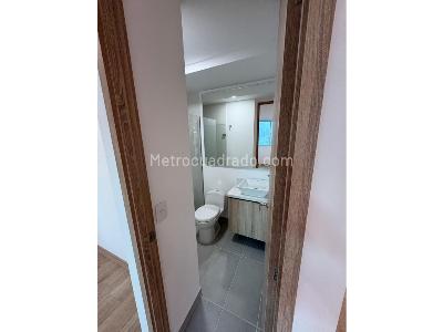 Apartamento de 3 alcobas en venta en San Jose, Sabaneta, 76 m² · foto 9 de 20