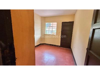 Casa de 2 alcobas en venta en El Velodromo, Medellín, 157 m² · foto 10 de 12