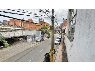 Casa de 2 alcobas en venta en El Velodromo, Medellín, 157 m² · foto 11 de 12